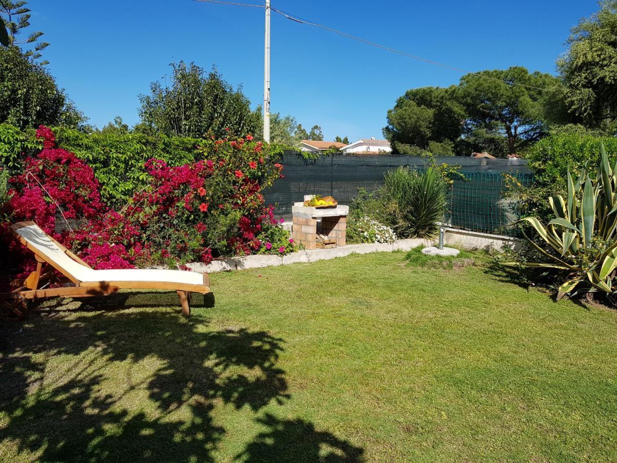 Porto Columbu - Perd'E Sali Deppy Cottage מראה חיצוני תמונה